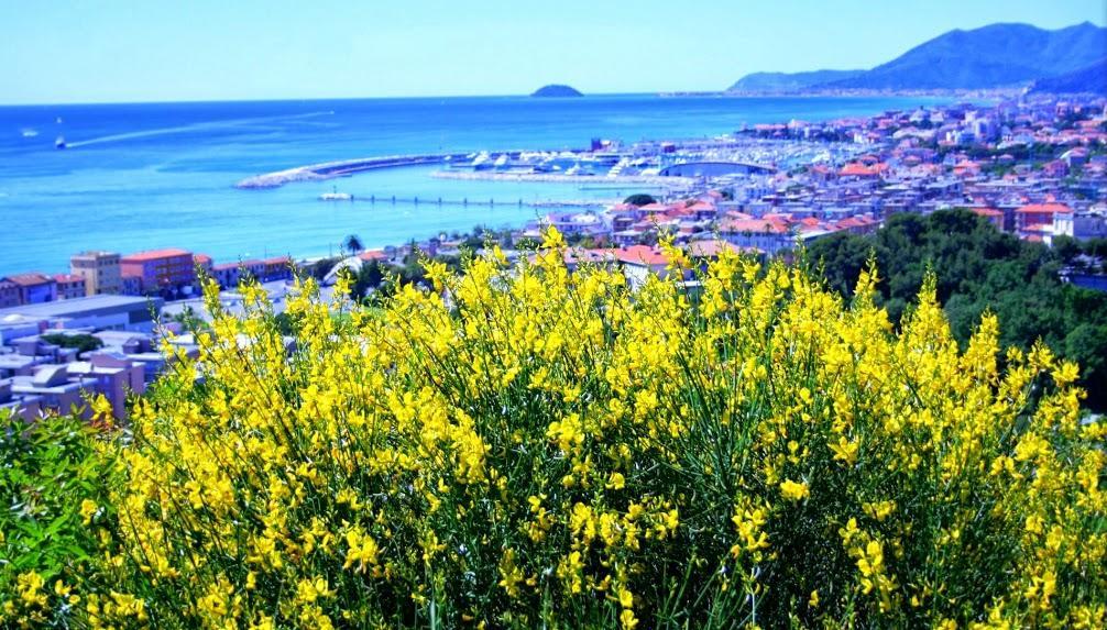 Hotel Paco Pietra Ligure Kültér fotó